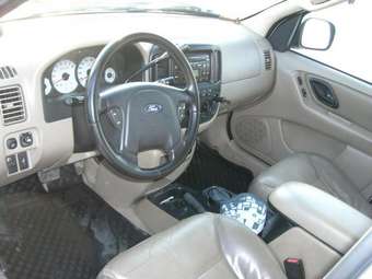 2003 Ford Maverick Pics
