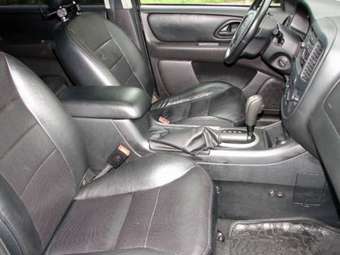 2004 Ford Maverick Pictures