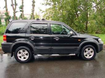 2004 Ford Maverick Photos