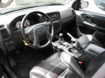 2004 Ford Maverick Photos