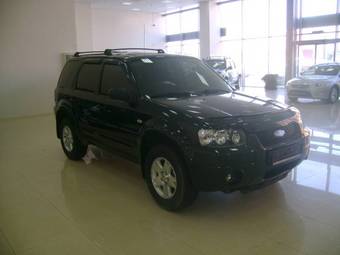 2005 Ford Maverick Pictures