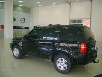 2005 Ford Maverick Photos