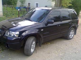 2005 Ford Maverick Images