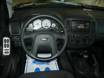 2005 Ford Maverick Images