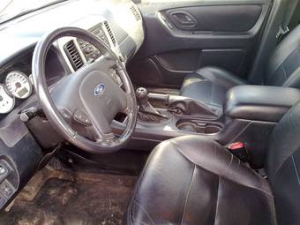 2005 Ford Maverick Pics