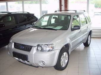 2006 Ford Maverick Photos