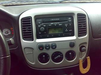 2006 Ford Maverick Photos