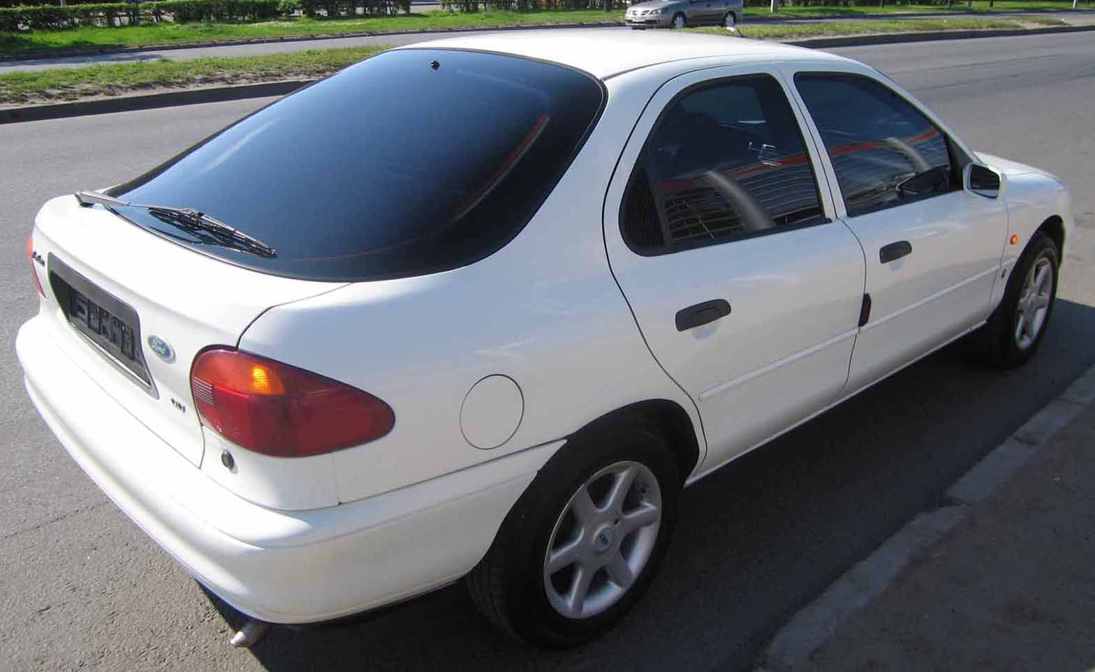 1993 Ford Mondeo