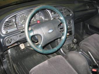 1994 Ford Mondeo Photos