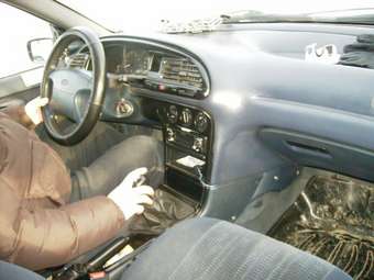 1996 Ford Mondeo Pictures