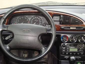 1997 Ford Mondeo Pictures