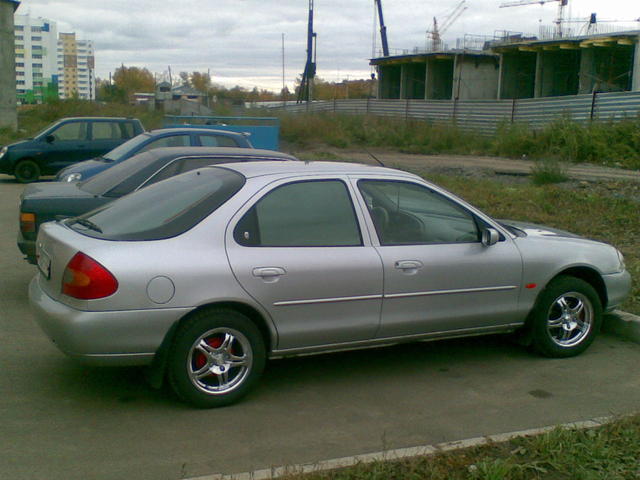 1998 Ford Mondeo