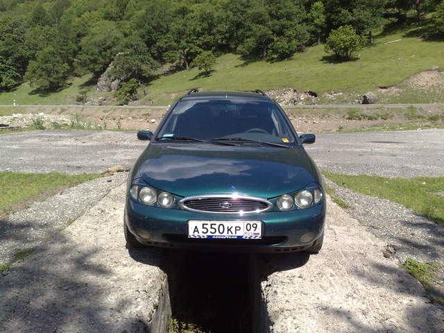 1998 Ford Mondeo