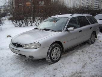 1999 Ford Mondeo Pictures