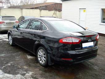 2011 Ford Mondeo Wallpapers