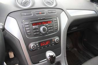 2011 Ford Mondeo Pictures