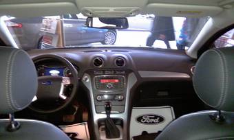 2011 Ford Mondeo Wallpapers