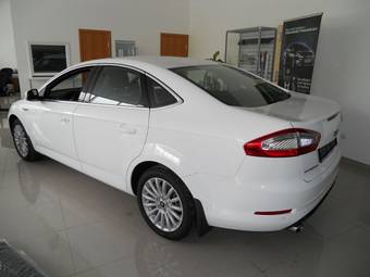 2012 Ford Mondeo Pictures