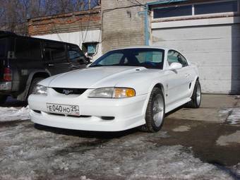 1995 Ford Mustang Pictures