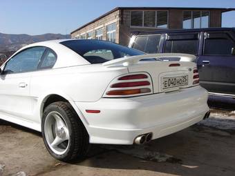 1995 Ford Mustang Photos