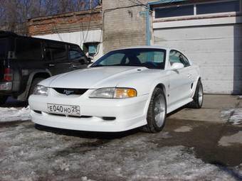 1995 Ford Mustang Photos