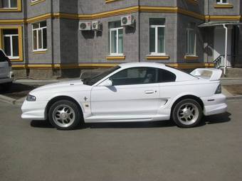 1995 Ford Mustang Photos