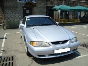 1996 Ford Mustang Photos