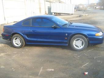 1997 Ford Mustang Pictures
