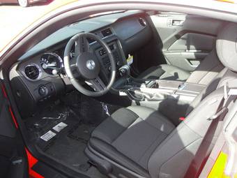 2012 Ford Mustang Pictures