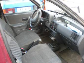 1987 Ford Orion Photos