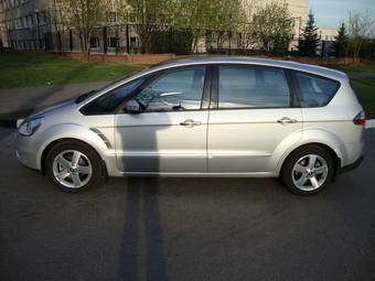 2008 Ford S-MAX Pictures