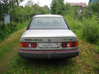 1989 Ford Sierra Photos