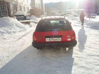 1990 Ford Sierra Photos