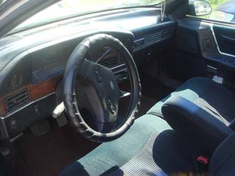 1989 Ford Taurus Photos