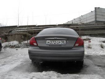 2002 Ford Taurus Pictures