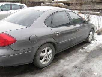 2002 Ford Taurus Photos