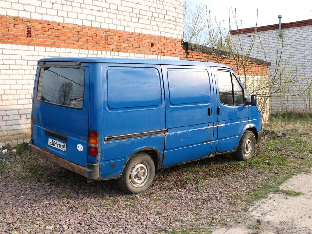 1988 Ford bus #8