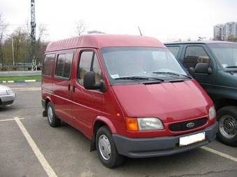 2000 Ford Transit