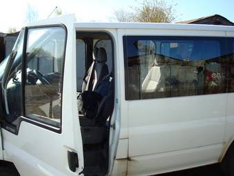 2001 Ford Transit Photos