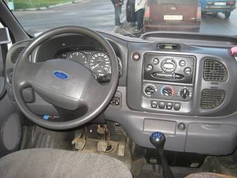 2002 Ford Transit Photos