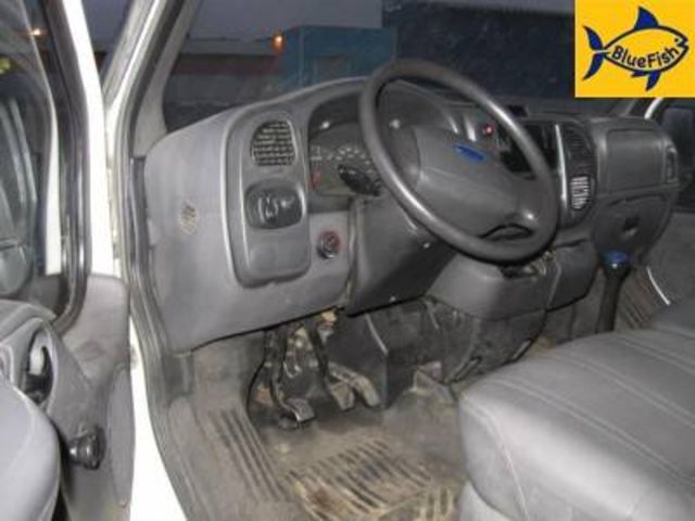 2005 Ford Transit