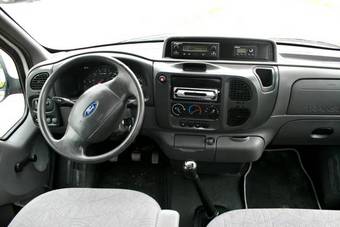 2005 Ford Transit Photos