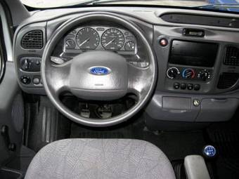 2005 Ford Transit Images