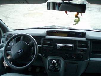 2007 Ford Transit Photos