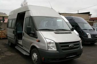 2010 Ford Transit Pictures