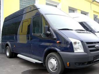 2010 Ford Transit Photos