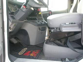 2004 Freightliner Sprinter Pictures