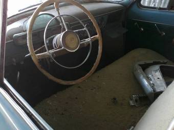 1965 GAZ Pobeda Photos