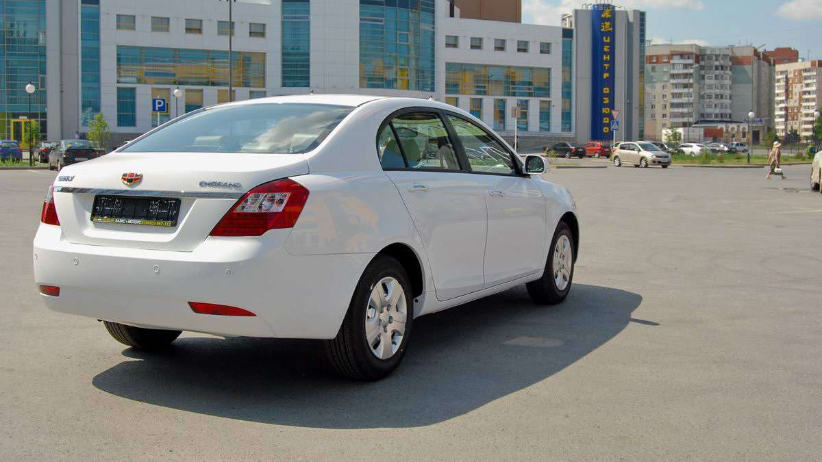 Джили эмгранд 2024 отзывы. Geely Emgrand ec7. Geely Emgrand ec7 2012. Geely Emgrand 7 2012. Машина Geely Emgrand ec7.