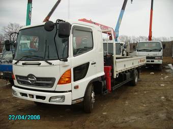 2004 Hino Ranger Pics